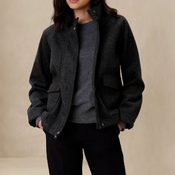 Banana Republic Jackets & Blazers - Banana Republic Brushed Short Jacket.
